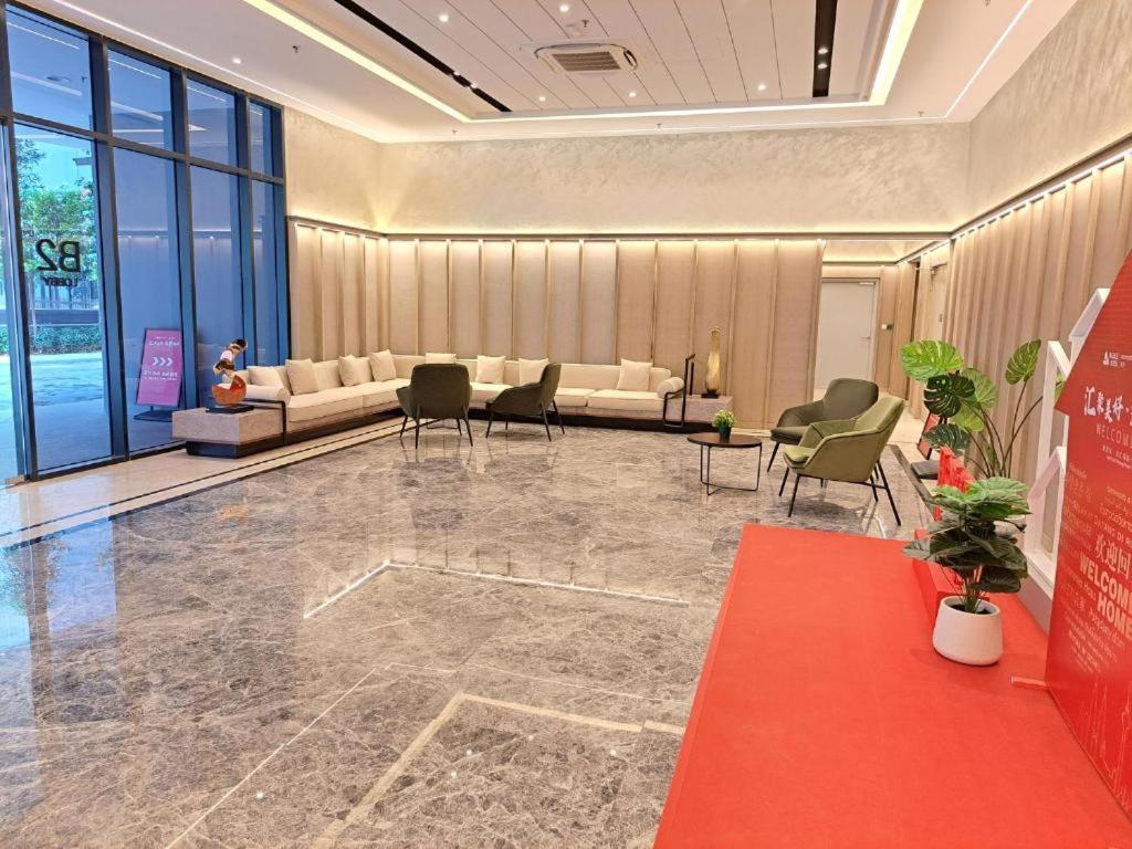 Agile Luxury At Trx *