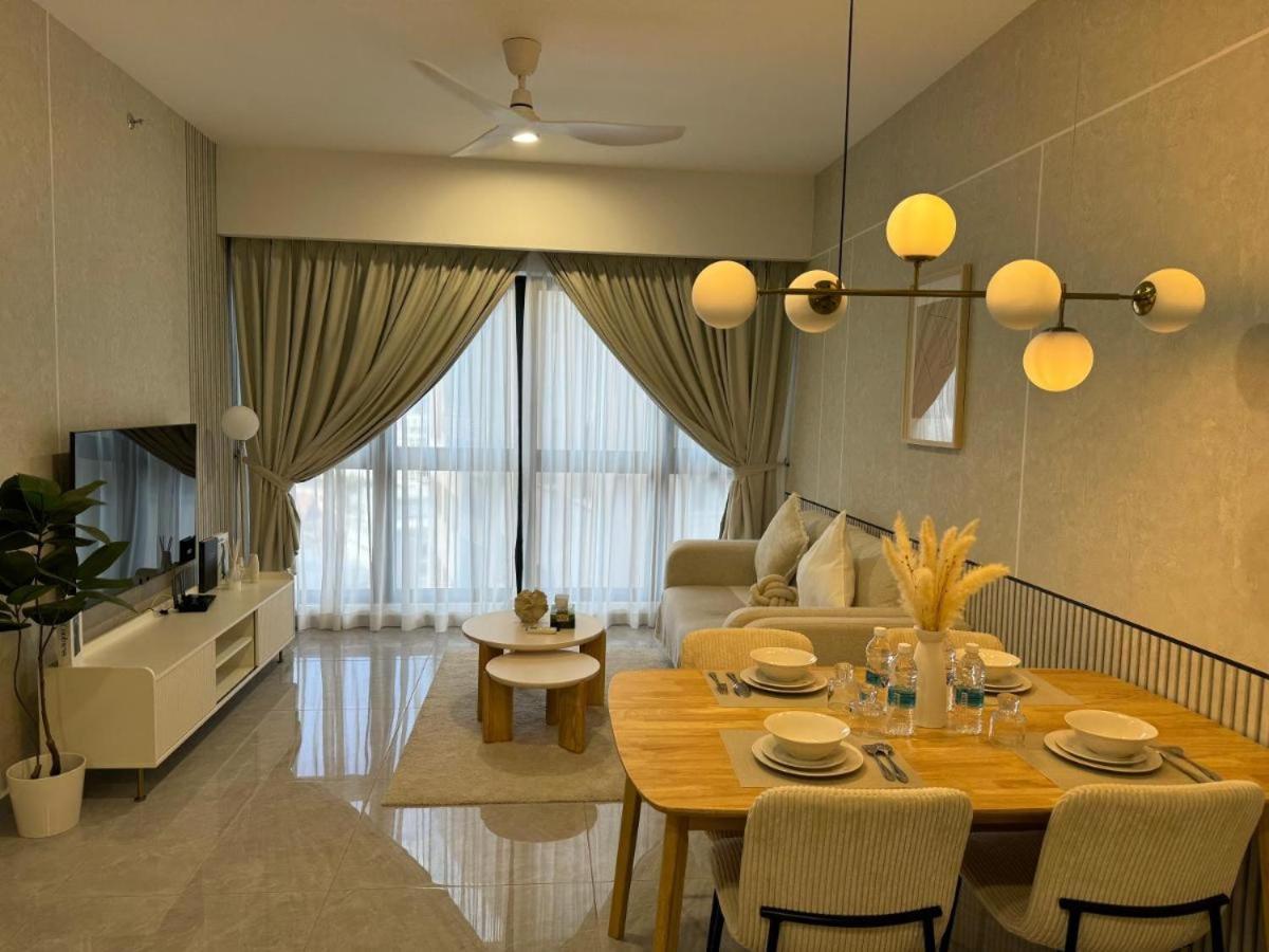 Agile Luxury At Trx Pangsapuri Kuala Lumpur
